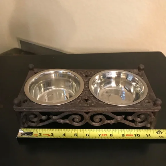 Vintage Cast Iron Ornate Pet Feeder Bowls - Picture 3 of 5